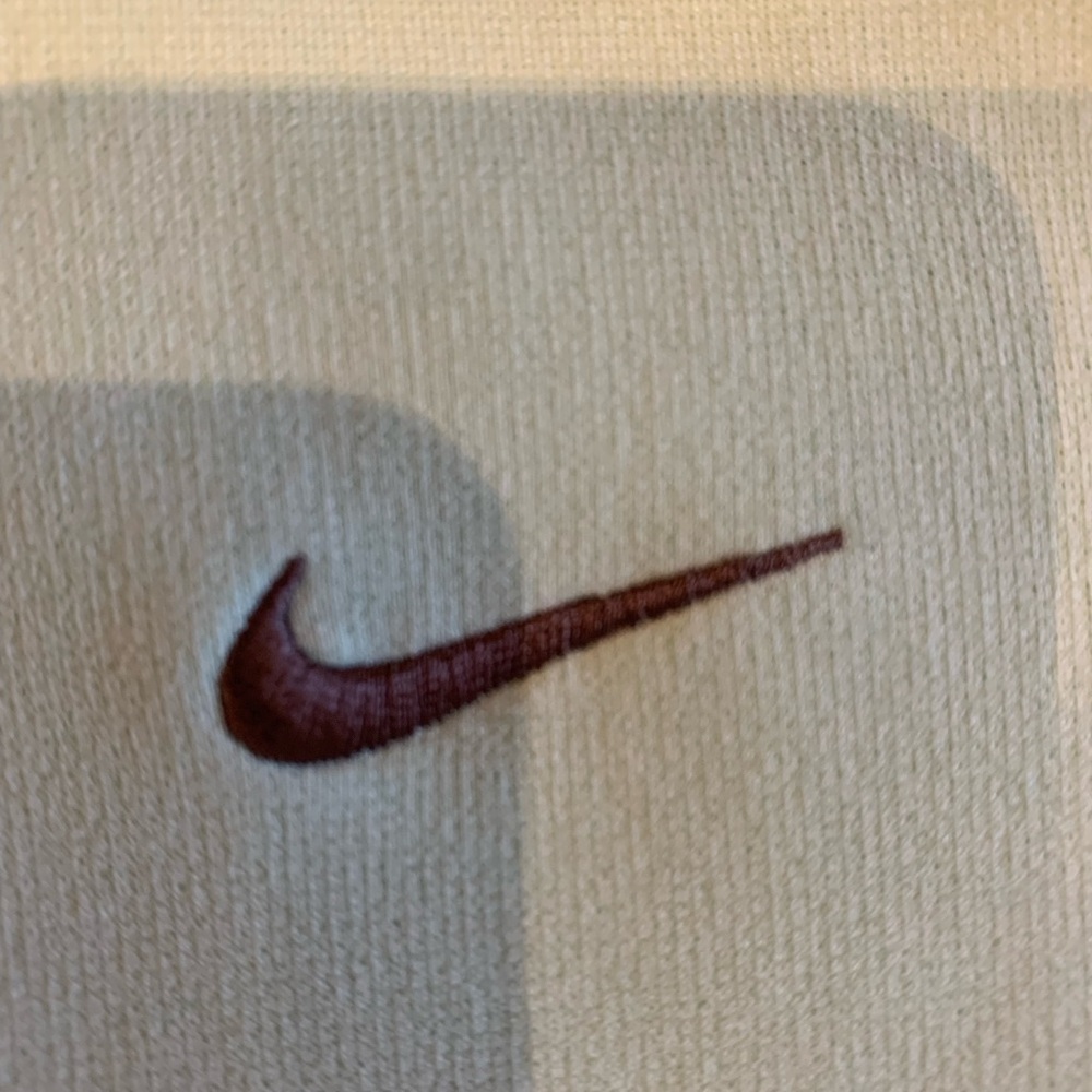 Nike jacket - Picture 3 of 3